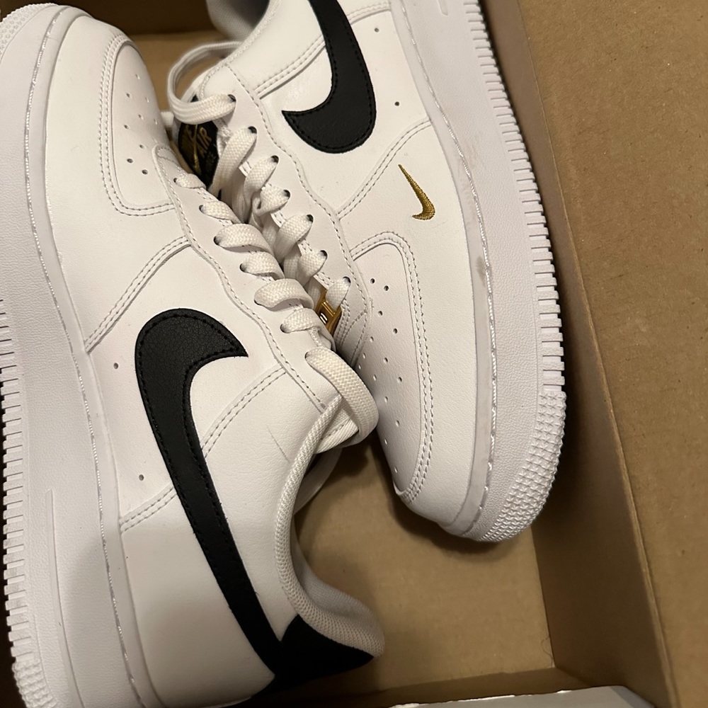 Nike Air Force One Size 8